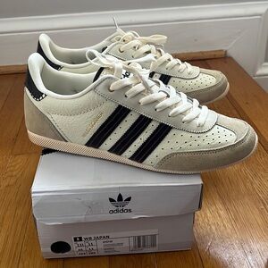 Men’s adidas x Wales Bonner sneakers,size 11.5